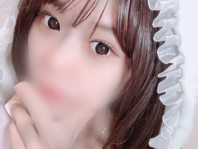 _Iroha_99 Average webcam from Japan