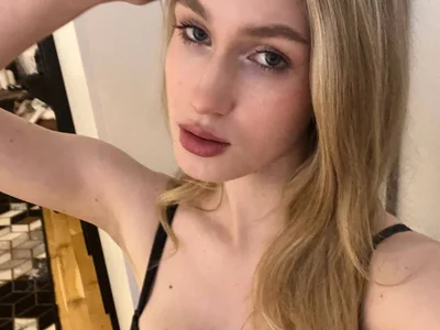 FrancisBivona webcam livesex profile in hairy cams