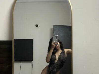 Kinky_lavanya Athletic webcam from India