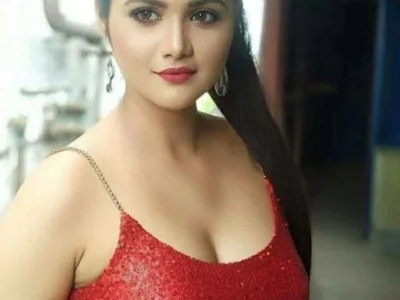 rashika_malhotra Hazel Eyes webcam from India
