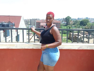 SexyTirries13 Large Tits webcam from Kenya