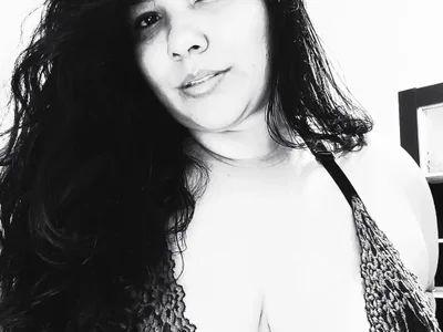 VanessaBBW1 Hairy webcam from Brazil